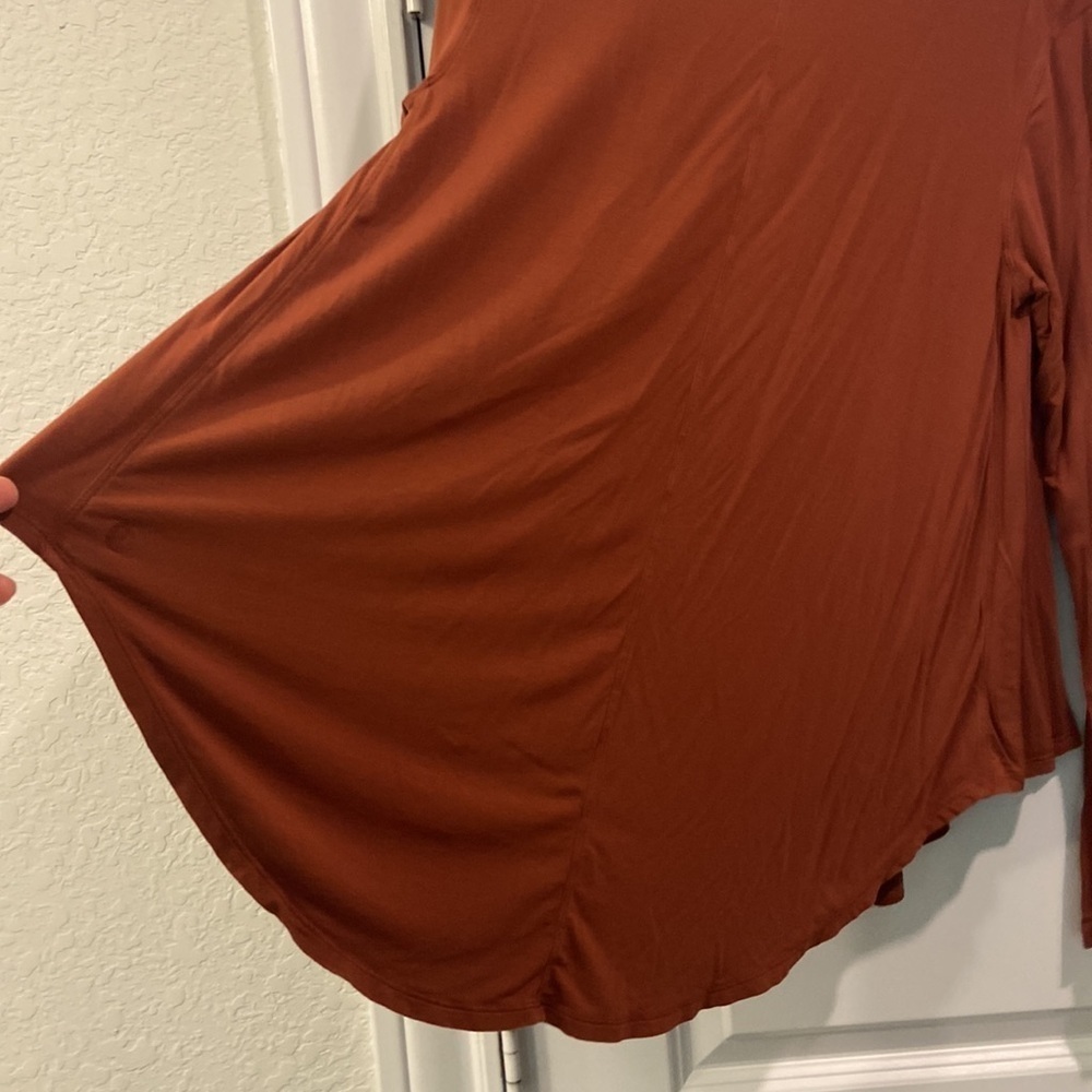 Lululemon - Up for Downtime - long sleeve shirt top - Picture 6 of 6